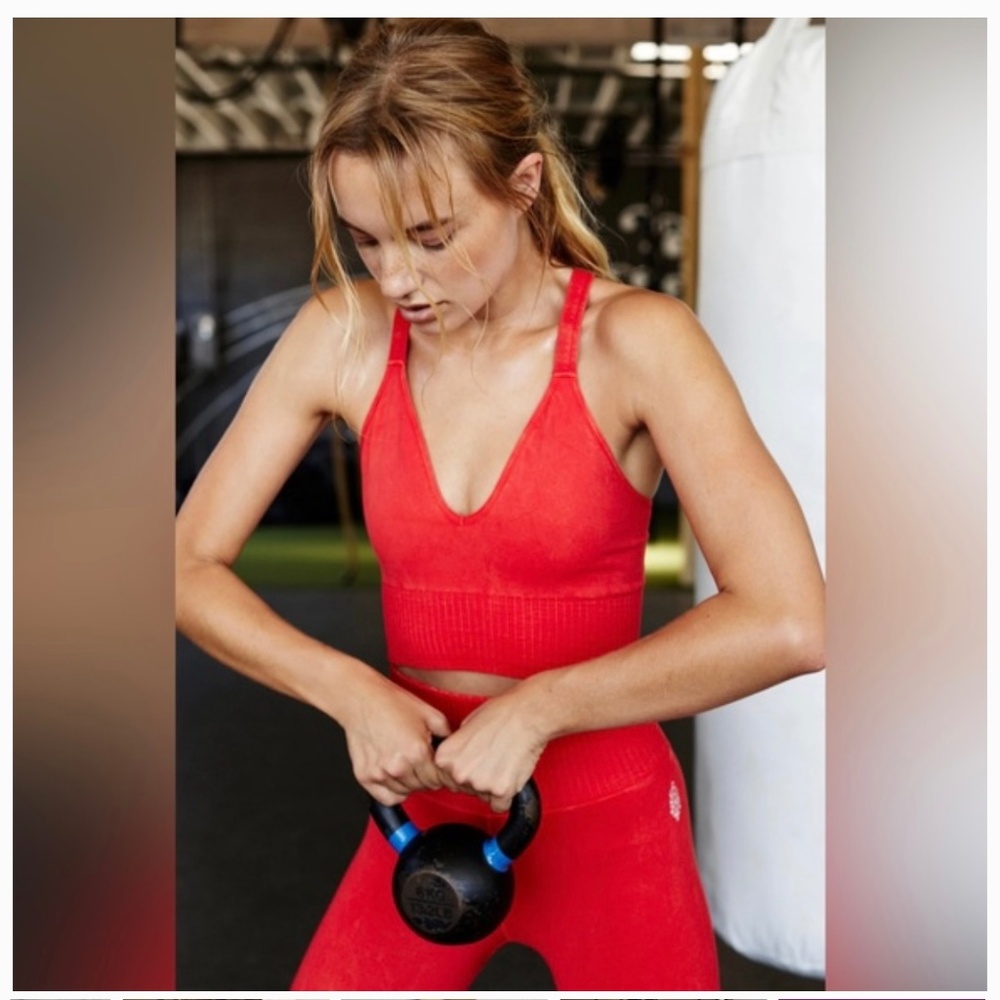 Free People FP Movement | Good Karma Crop Tank Longline Red Apple XS/S